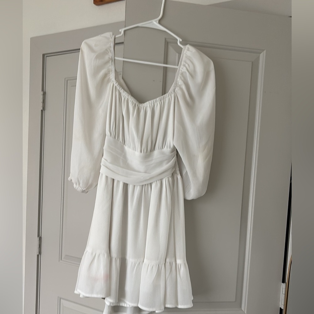 Senllen, medium, white mini dress.